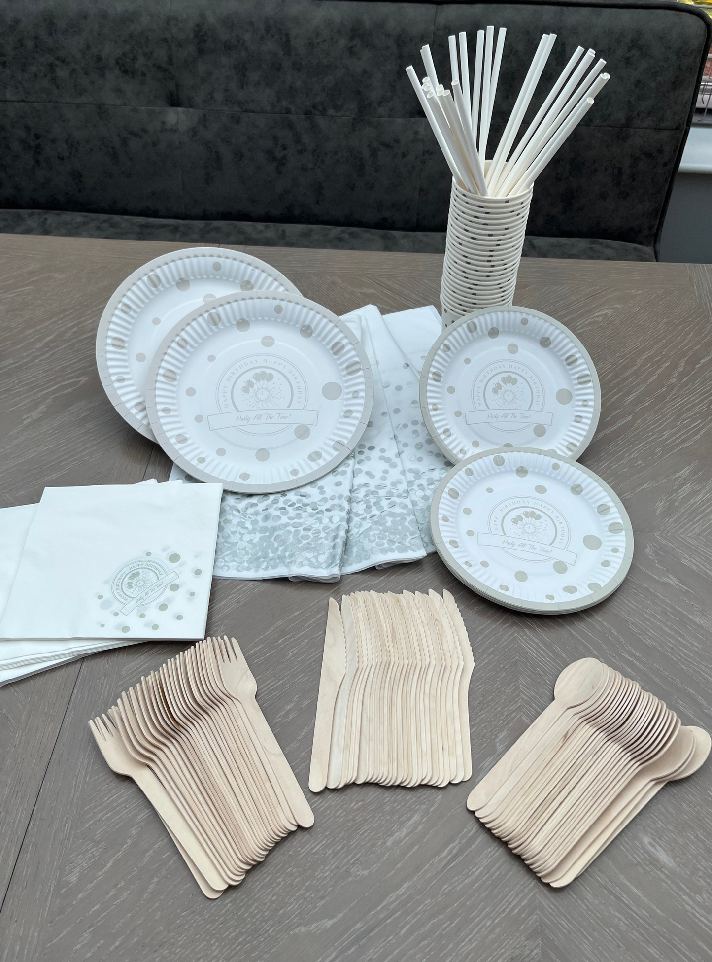 Disposable tableware 201 pcs - Premium SILVER / WHITE.