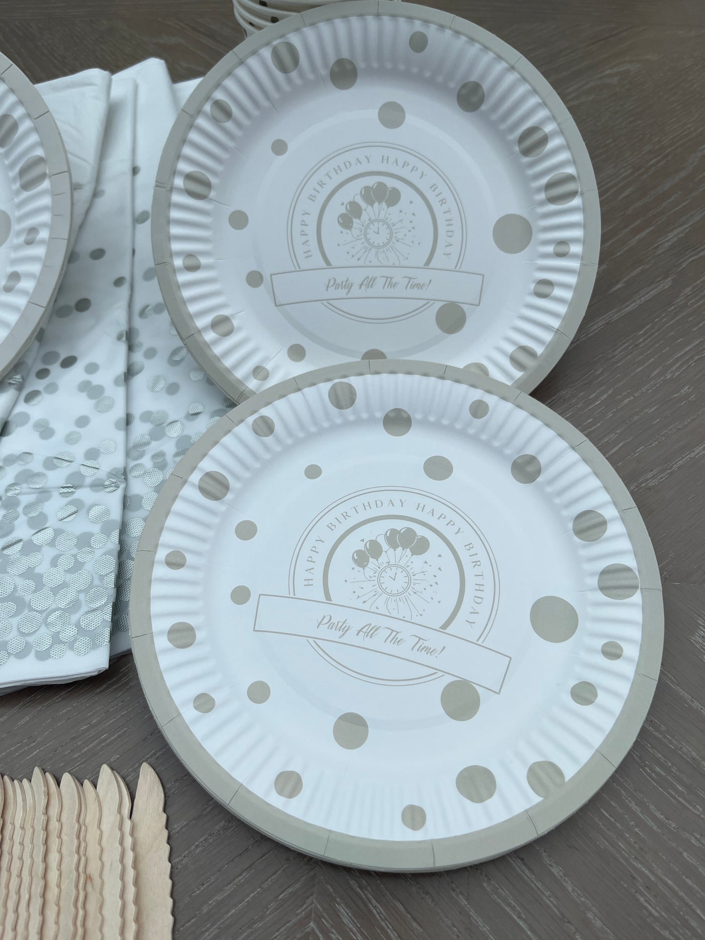 Disposable tableware 201 pcs - Premium SILVER / WHITE.