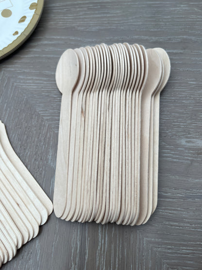 Disposable tableware 201 pcs - Premium GOLD / WHITE.